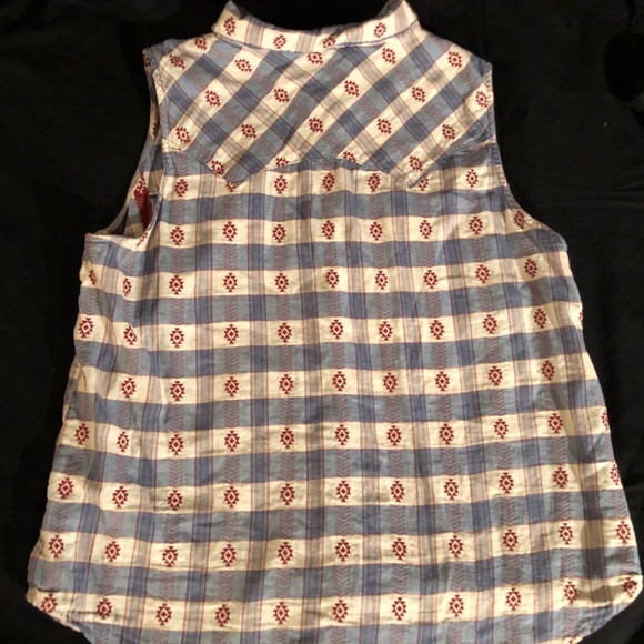 Shyanne Women's Casper Checkered Print Sleeveless Pearl Snap Western Shirt - Picture 6 of 7